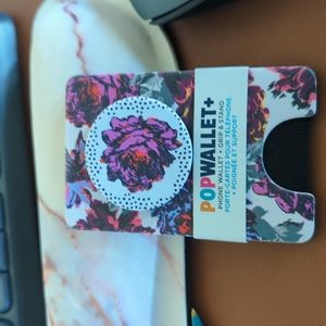 Vera Bradley pop wallet
